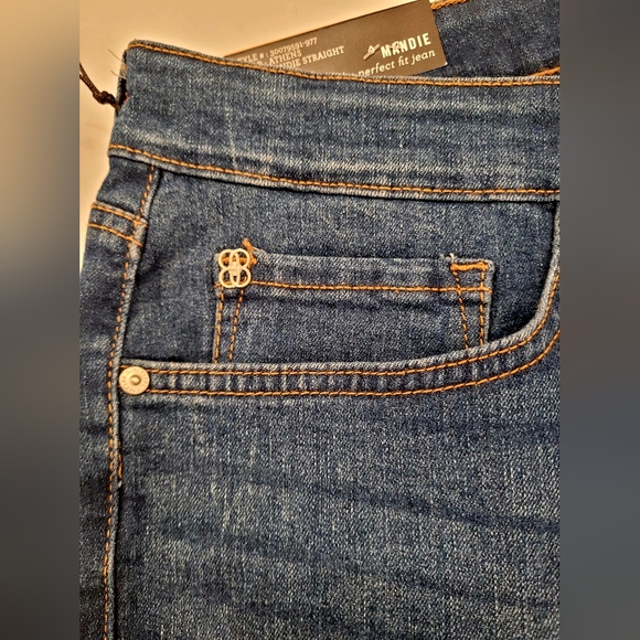 Bandolino Women's  Mandie Jeans - Picture 4 of 8